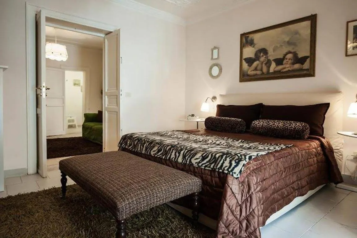 Apartment Trip Rooms 2 Palermo Italy