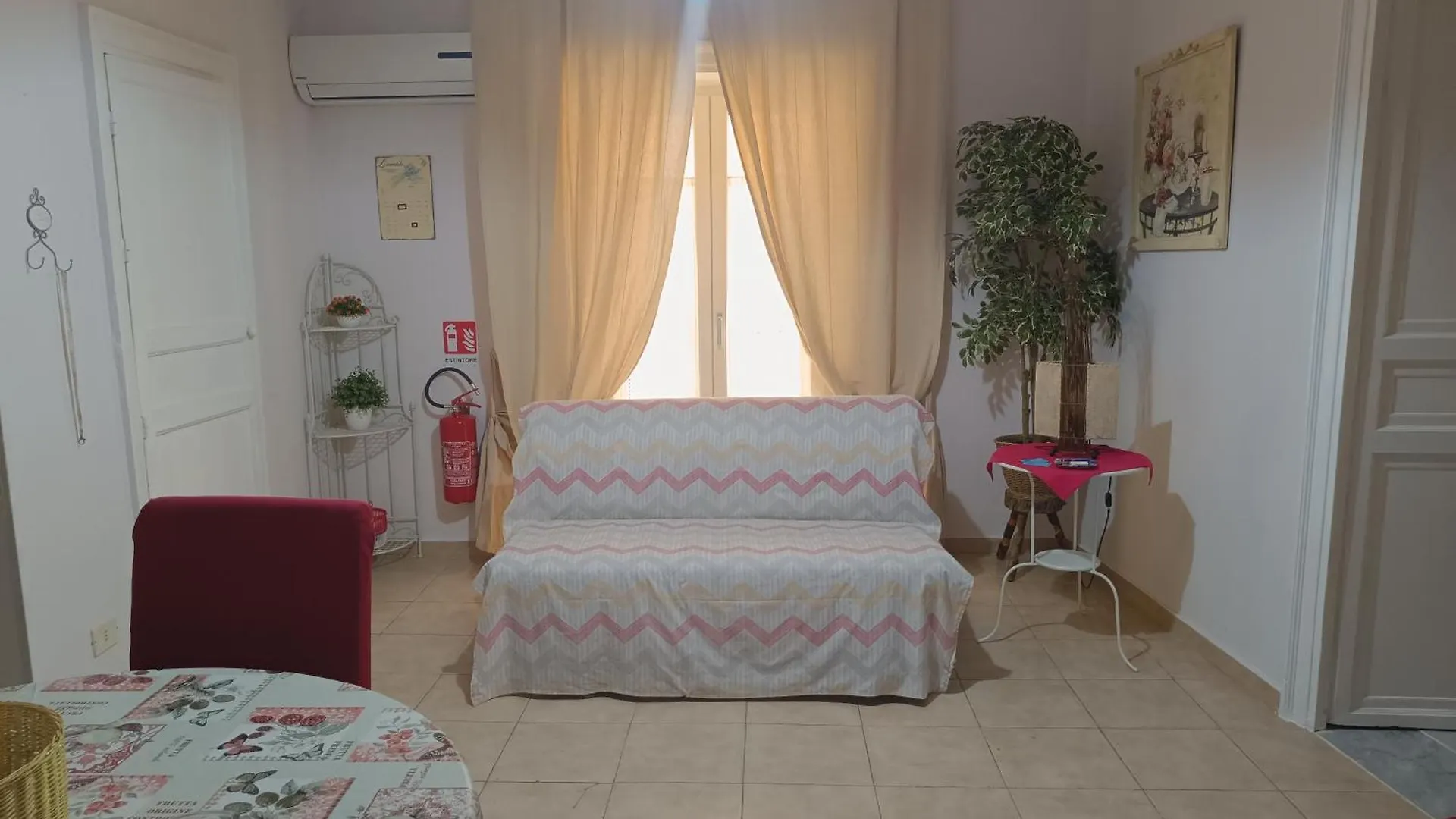 Trip Rooms 2 Palermo